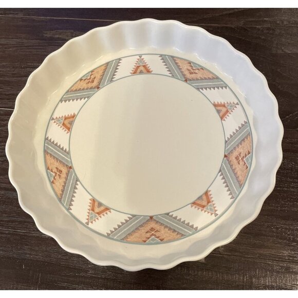 Mikasa Intaglio CAC24 Santa‎ Fe Pie Quiche Plate Vintage Southwestern Aztec - Picture 1 of 4